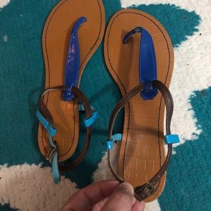 Gently worn cute blue & brown Sandler’s